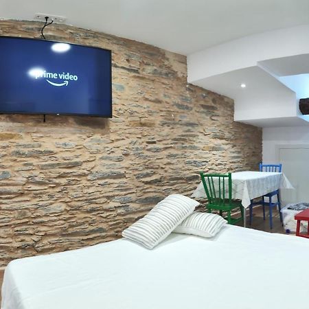 Mini Apartamento Con Todo Lo Necesario En Lugo Exterior foto